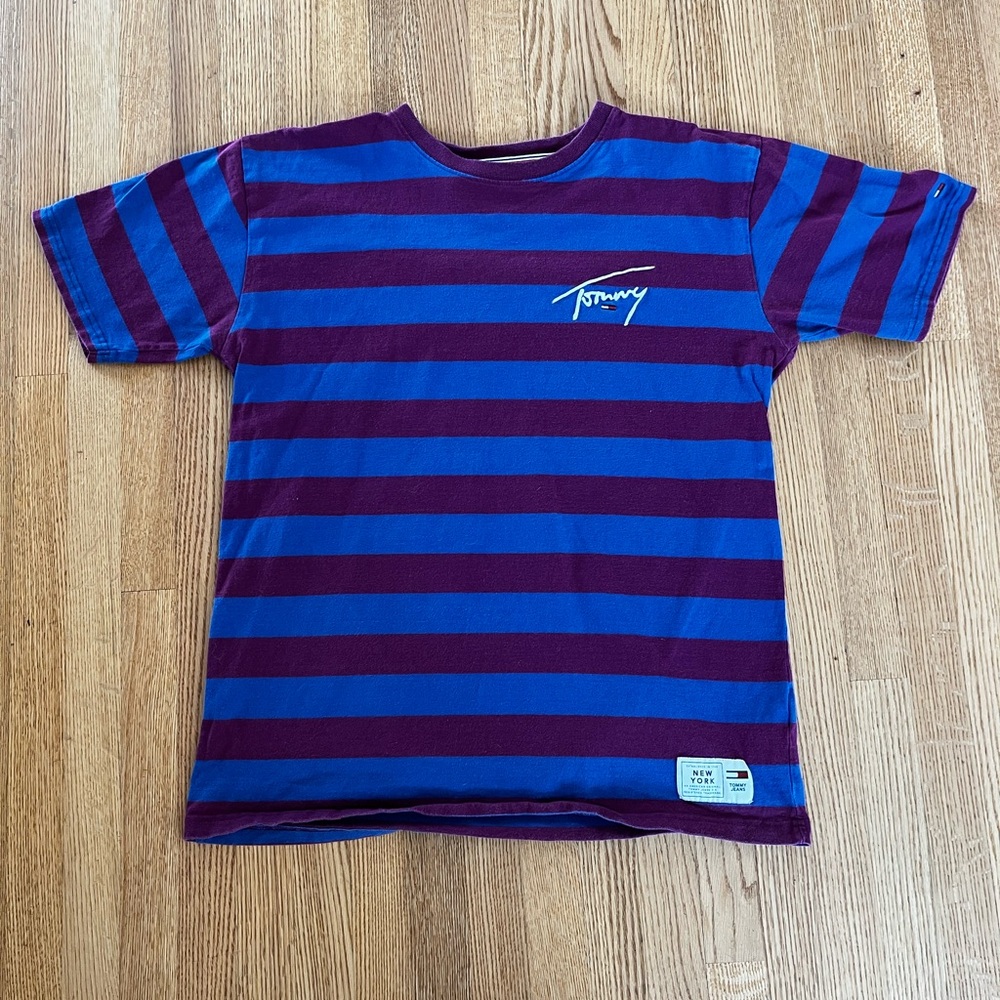 Tommy Hilfiger striped tee size M